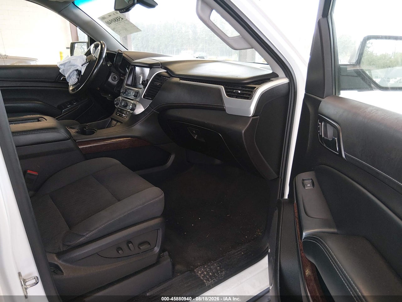 1GKS2GKC0FR****** · 2015 GMC YUKON XL 1500 SLE · 5/11