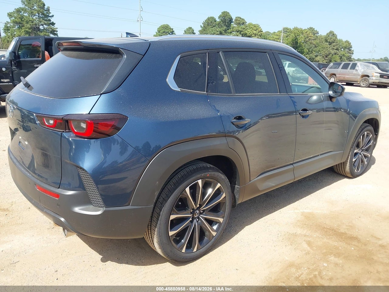 2026 MAZDA CX-50 2.5 S PREMIUM · 4/11