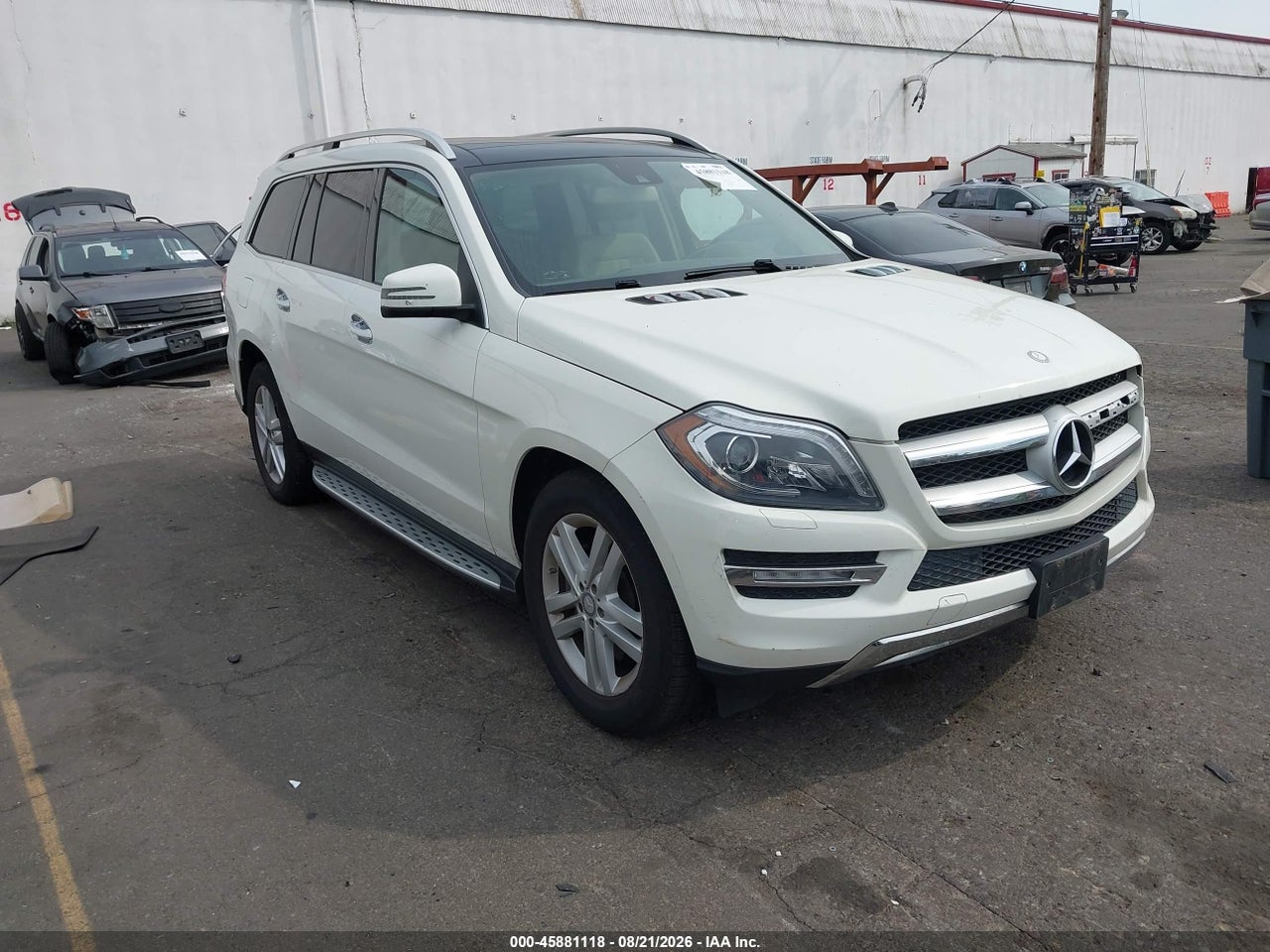 4JGDF7CE6DA****** · 2013 MERCEDES-BENZ GL 450 4MATIC