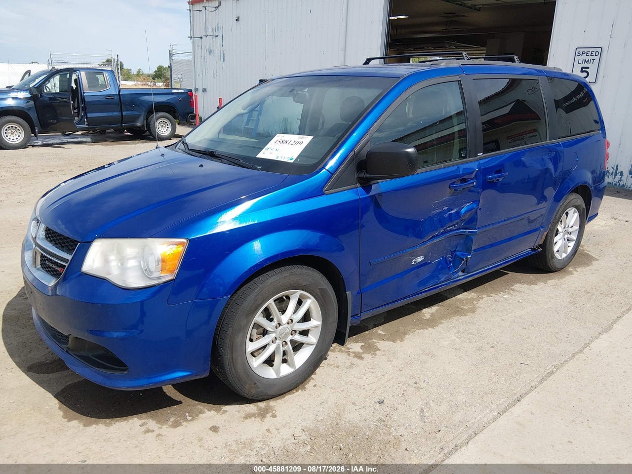 2013 DODGE GRAND CARAVAN SE/SXT · 2/11