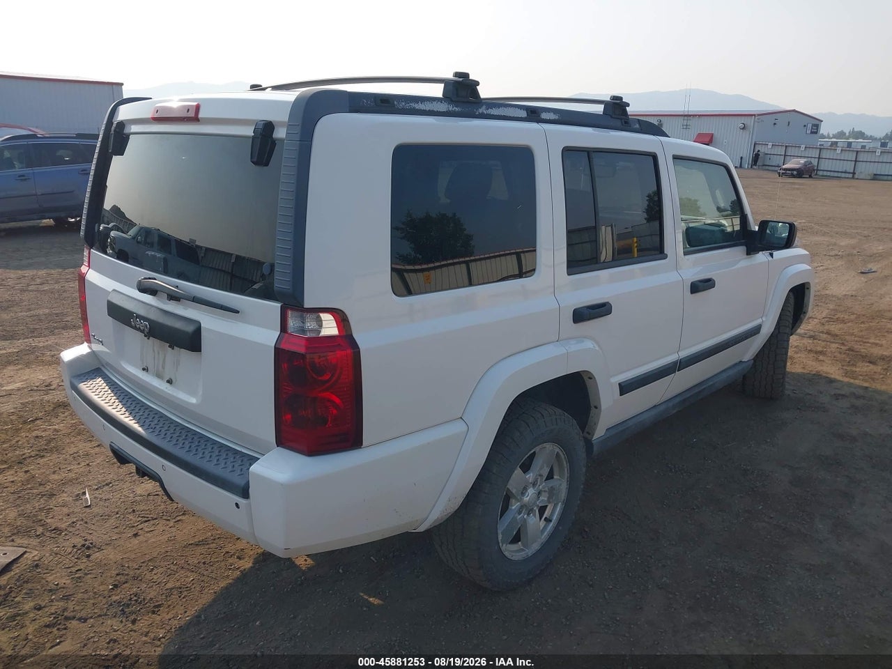 1J8HG48K56C****** · 2006 JEEP COMMANDER · 4/11