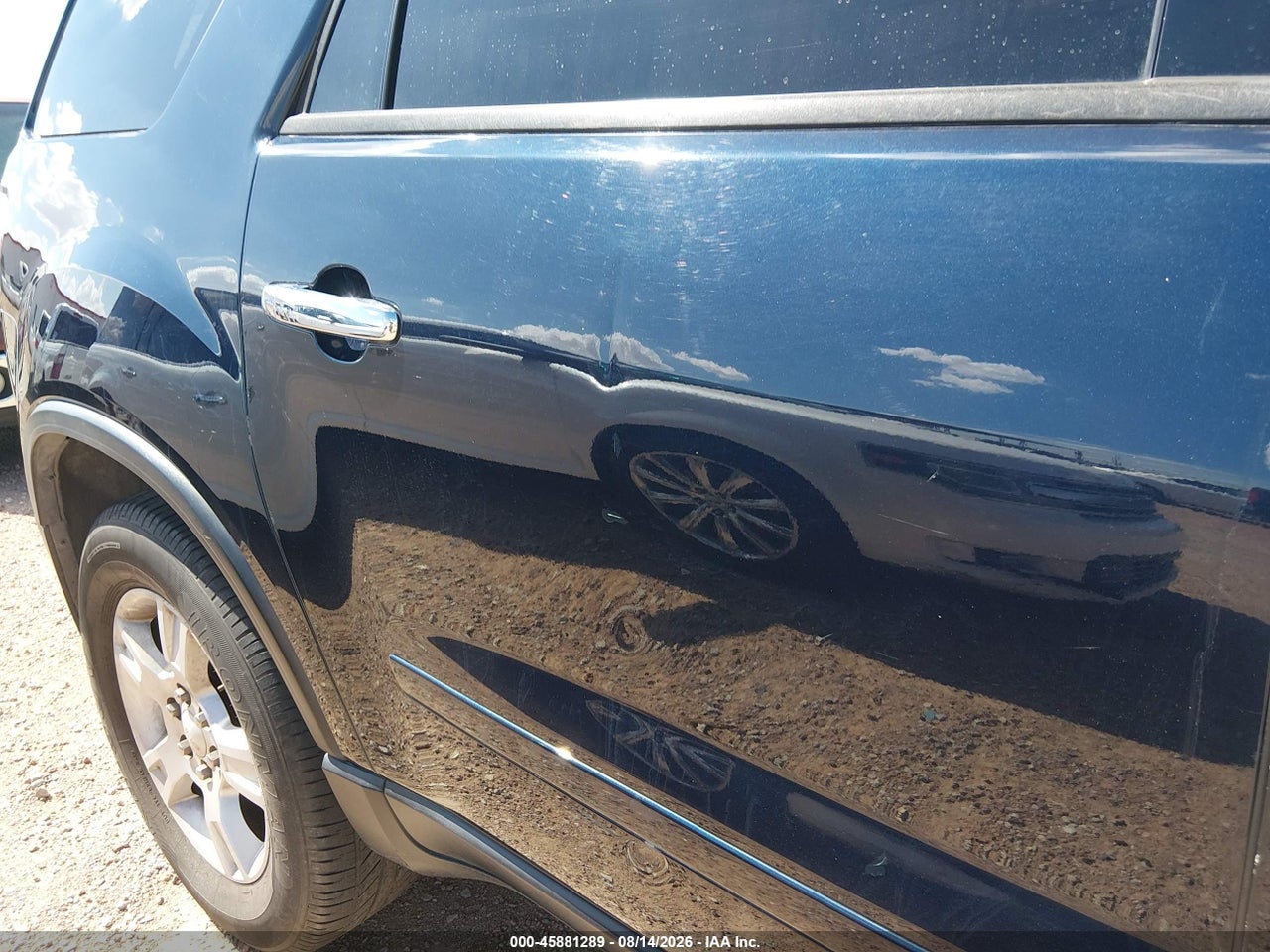 2011 GMC ACADIA SLE · 6/11