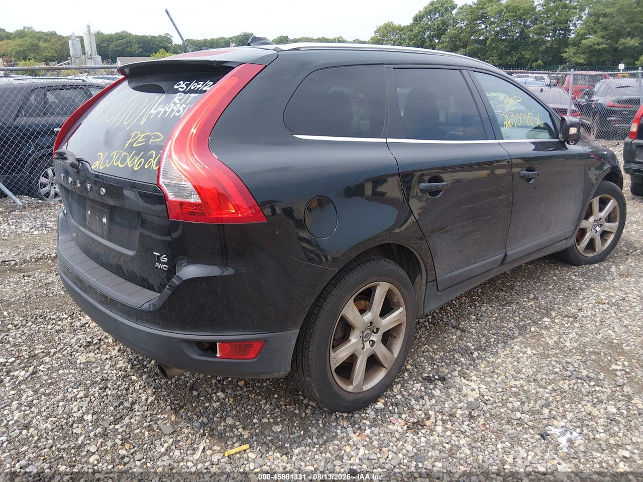 2013 VOLVO XC60 T6 · 4/10