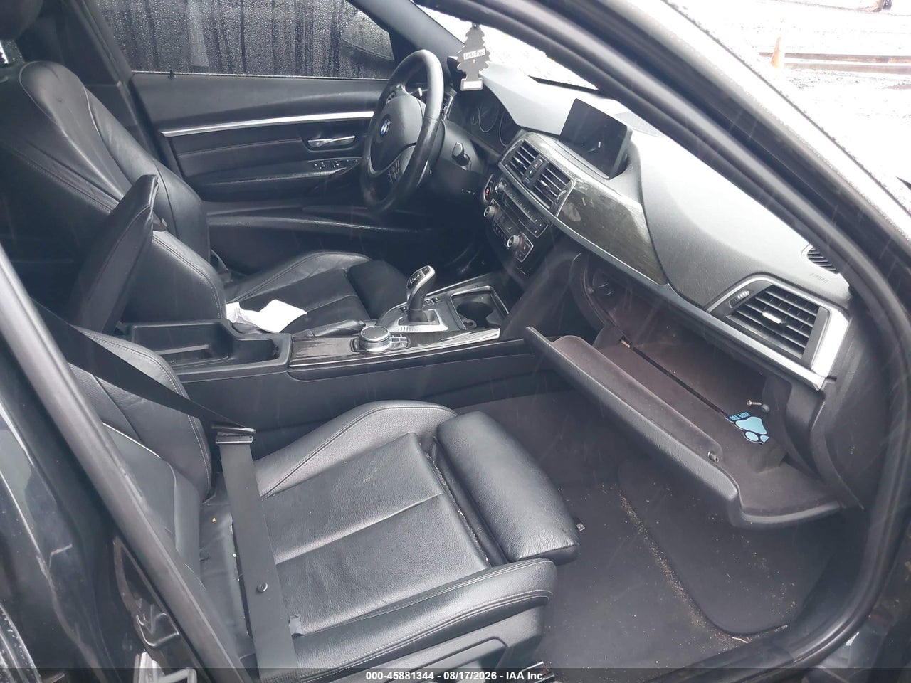 2017 BMW 330I XDRIVE · 5/10