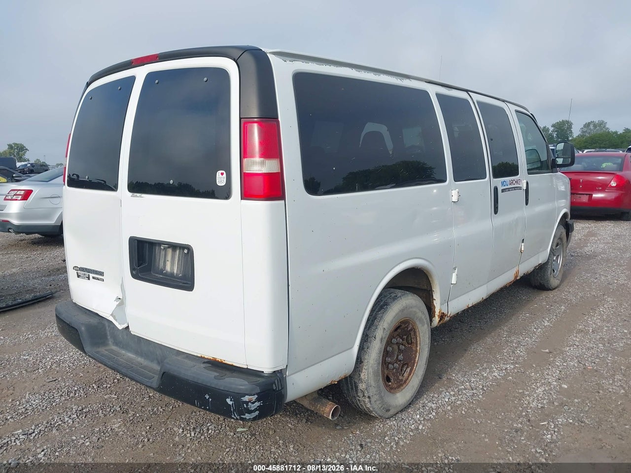2008 CHEVROLET EXPRESS PASSENGER LS · 4/11