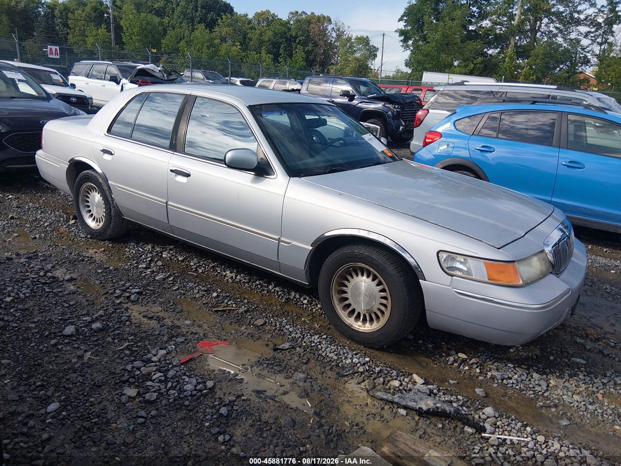 2MEFM75W61X****** · 2001 MERCURY GRAND MARQUIS LS