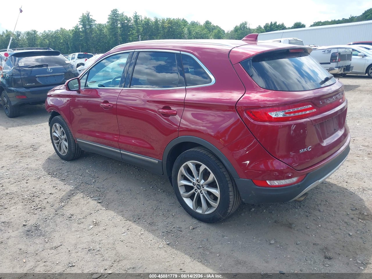 2017 LINCOLN MKC SELECT · 3/11