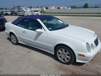 WDBLK65G2YT****** · 2000 MERCEDES-BENZ CLK 320