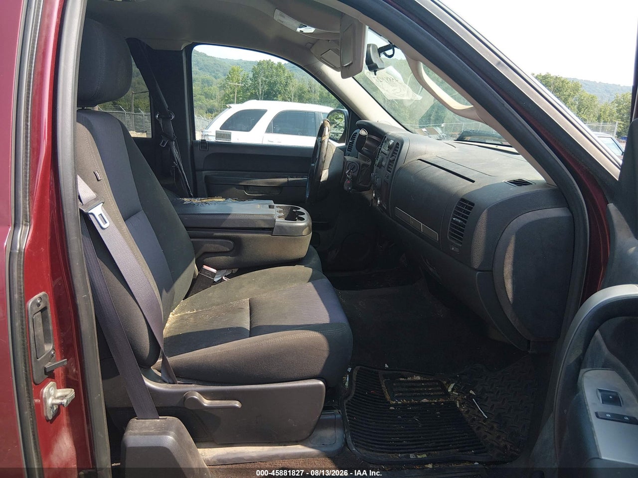 2013 CHEVROLET SILVERADO 1500 LT · 5/11