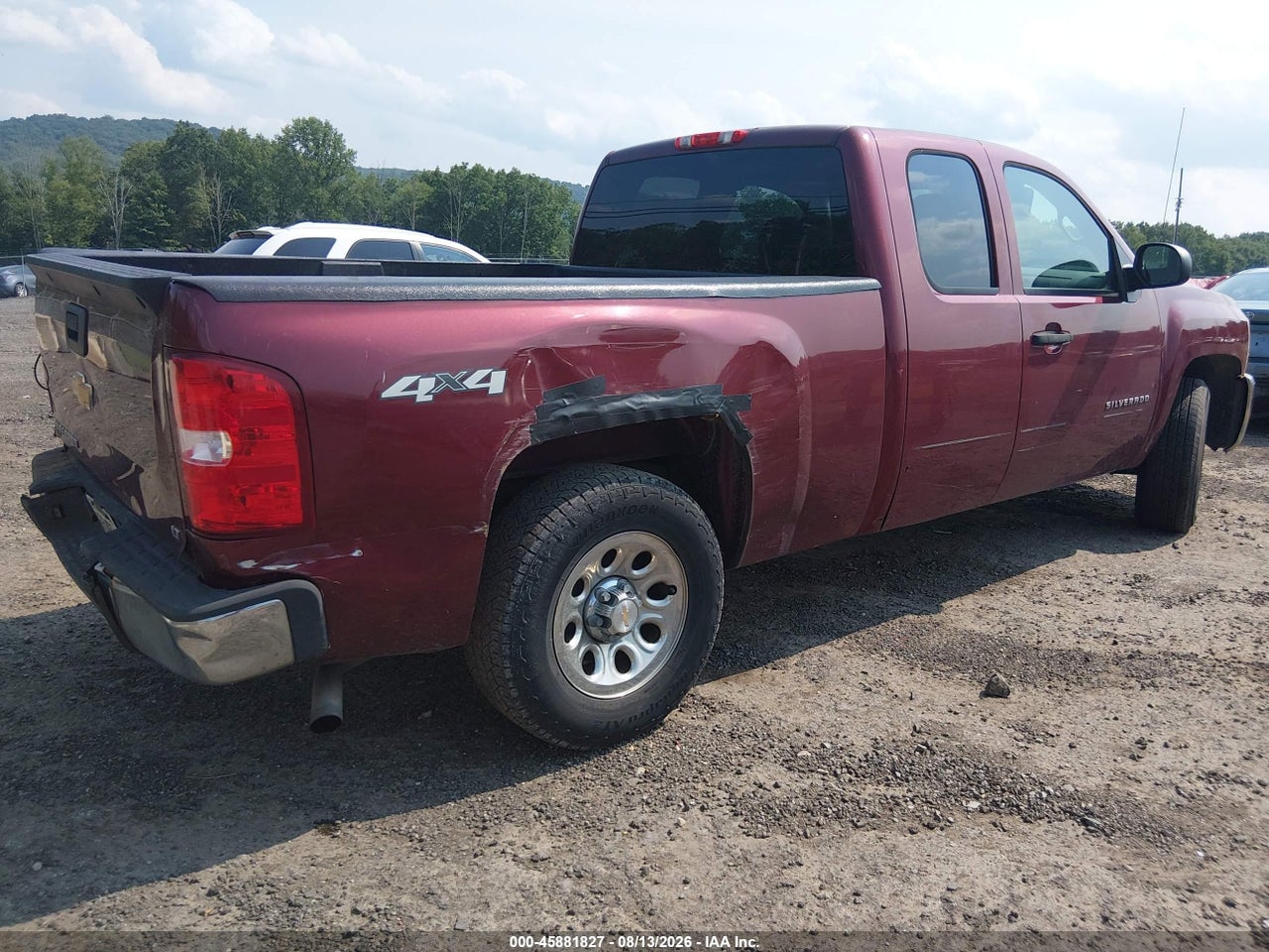 2013 CHEVROLET SILVERADO 1500 LT · 4/11