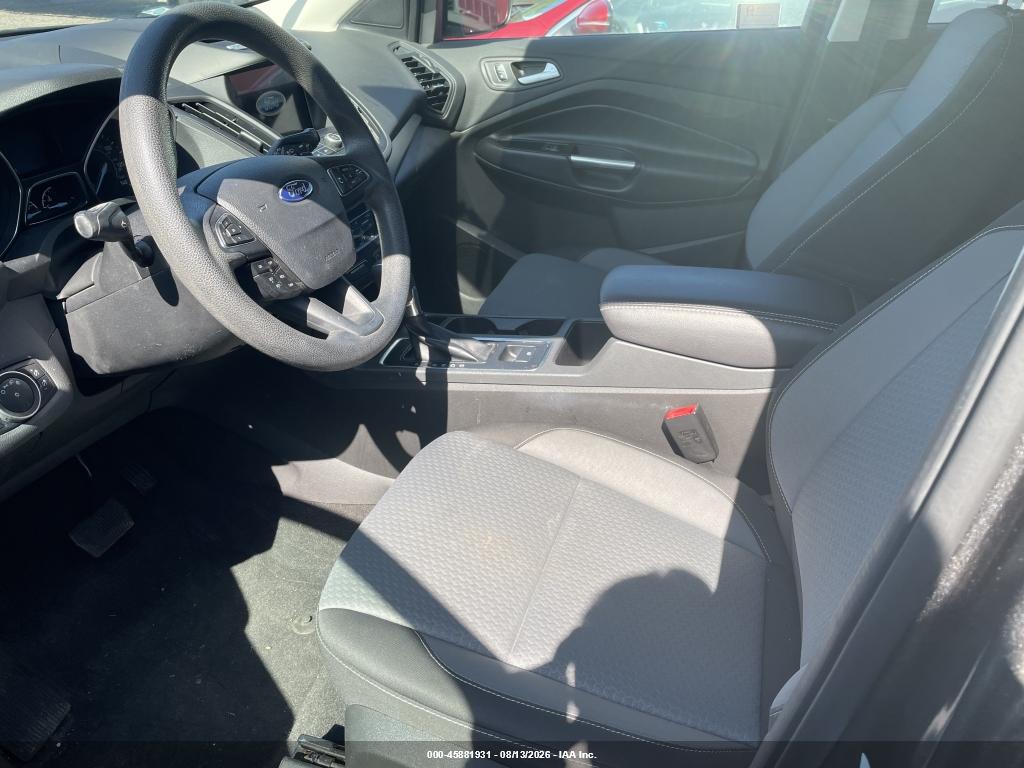 1FMCU0GD7HU****** · 2017 FORD ESCAPE SE · 5/11