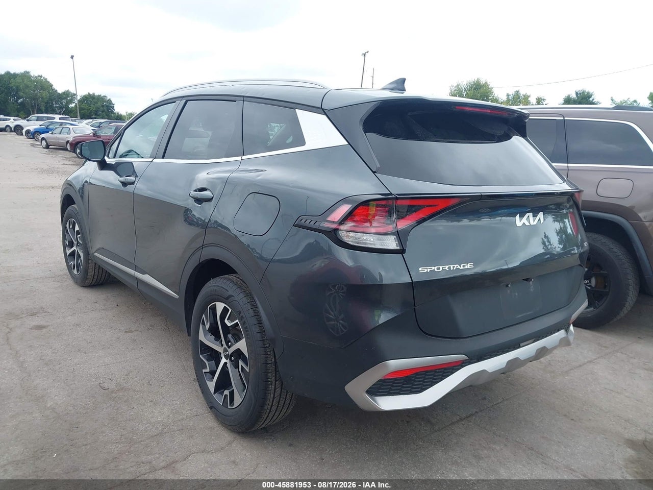 2025 KIA SPORTAGE EX · 3/11