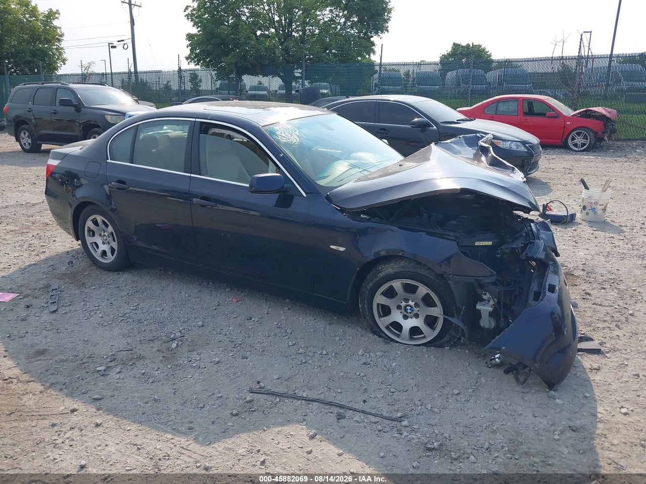 2004 BMW 525I