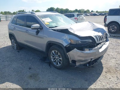 1C4PJMLB0KD****** · 2019 JEEP CHEROKEE LATITUDE PLUS 4X4