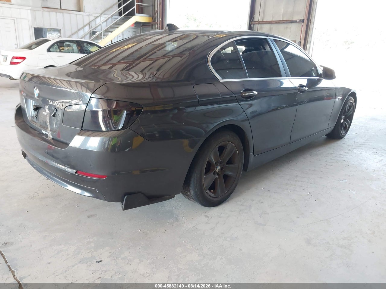 2013 BMW 528I XDRIVE · 4/11