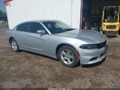 2C3CDXBG7LH****** · 2020 DODGE CHARGER SXT RWD