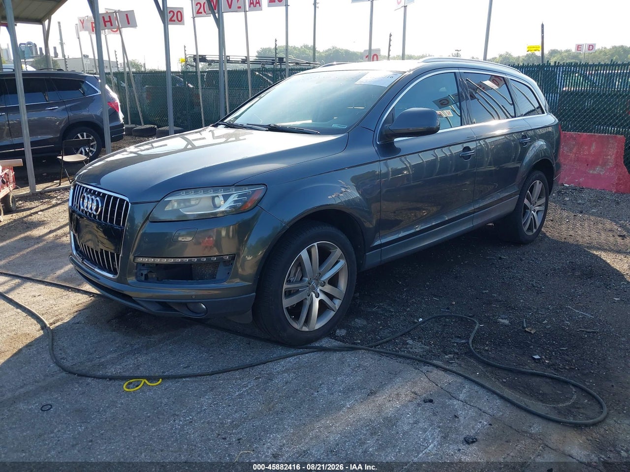 2011 AUDI Q7 3.0T PREMIUM · 2/11