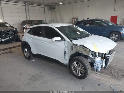 2021 HYUNDAI KONA SE