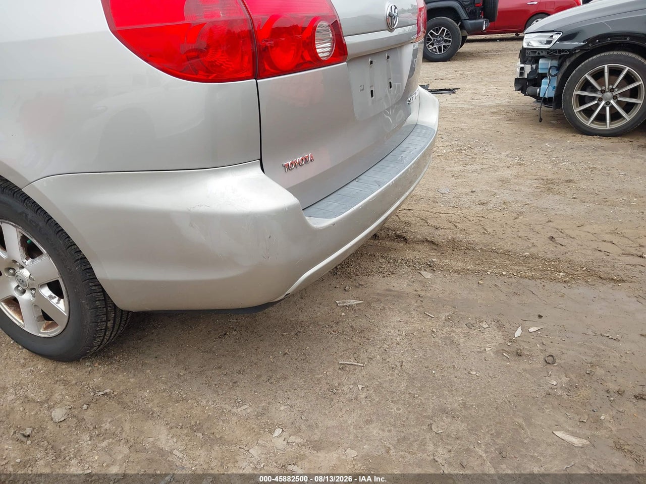2007 TOYOTA SIENNA LE · 6/11