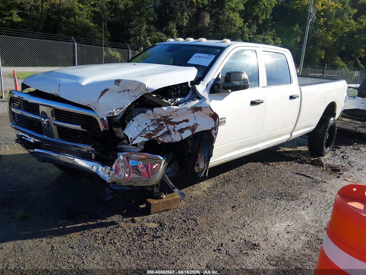 2012 RAM 3500 ST · 2/4
