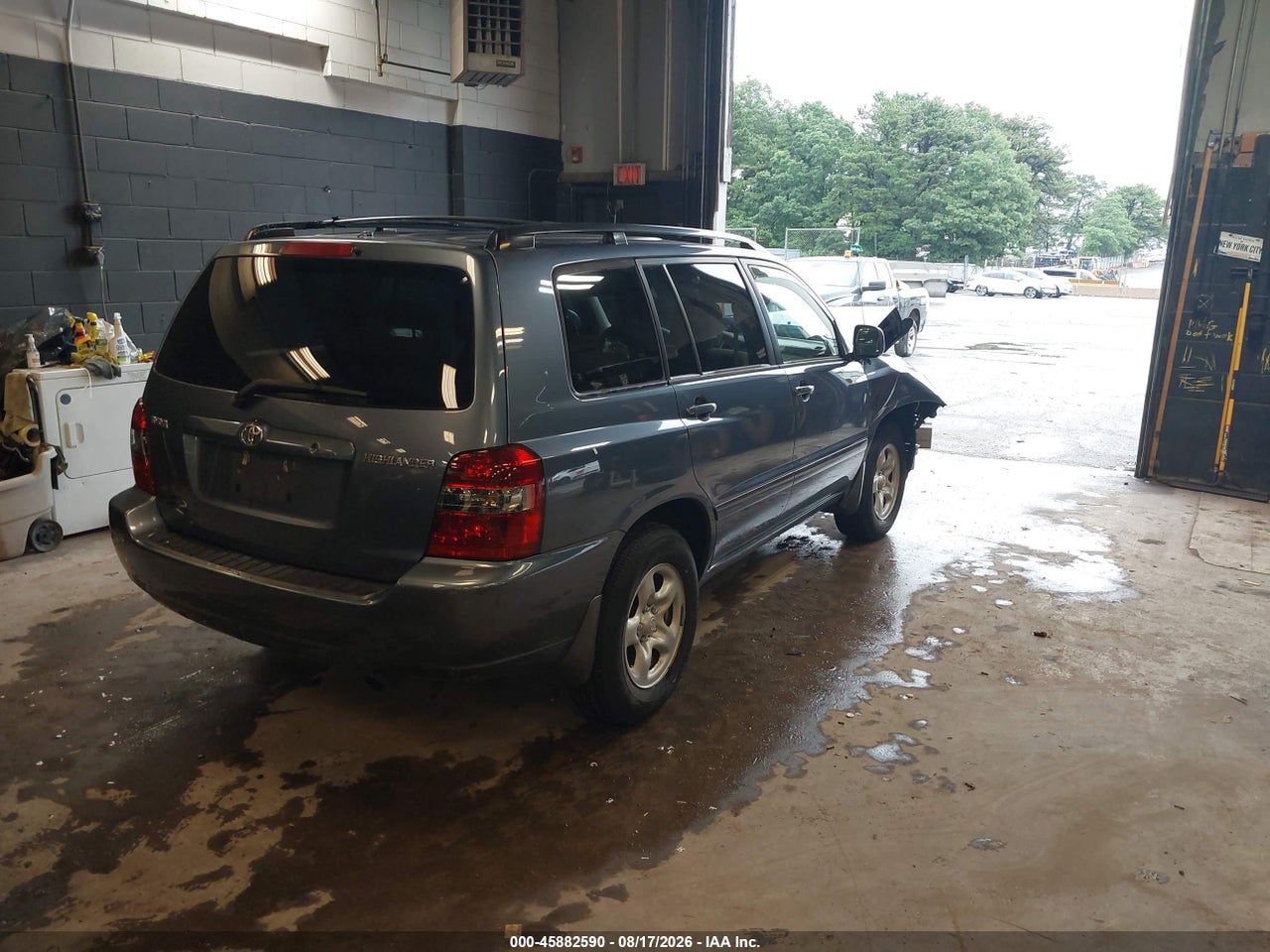 2006 TOYOTA HIGHLANDER   · 4/11