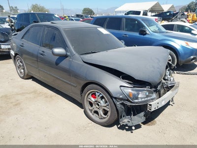 2002 LEXUS IS 300  