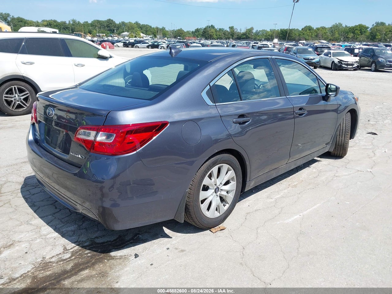 2016 SUBARU LEGACY 2.5I PREMIUM · 4/11
