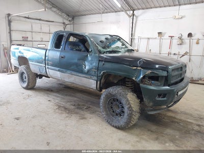 1B7KF2368XJ****** · 1999 DODGE RAM 2500 ST