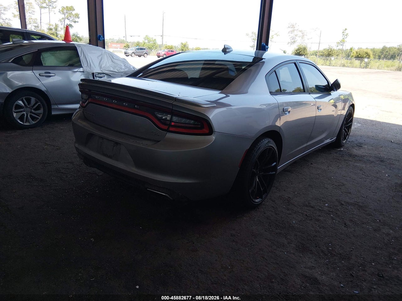 2016 DODGE CHARGER R/T · 4/11
