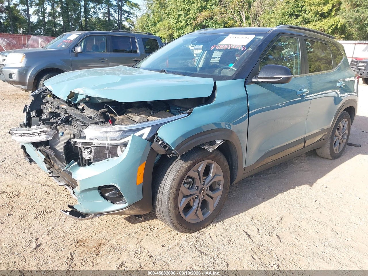 2024 KIA SELTOS S · 2/11