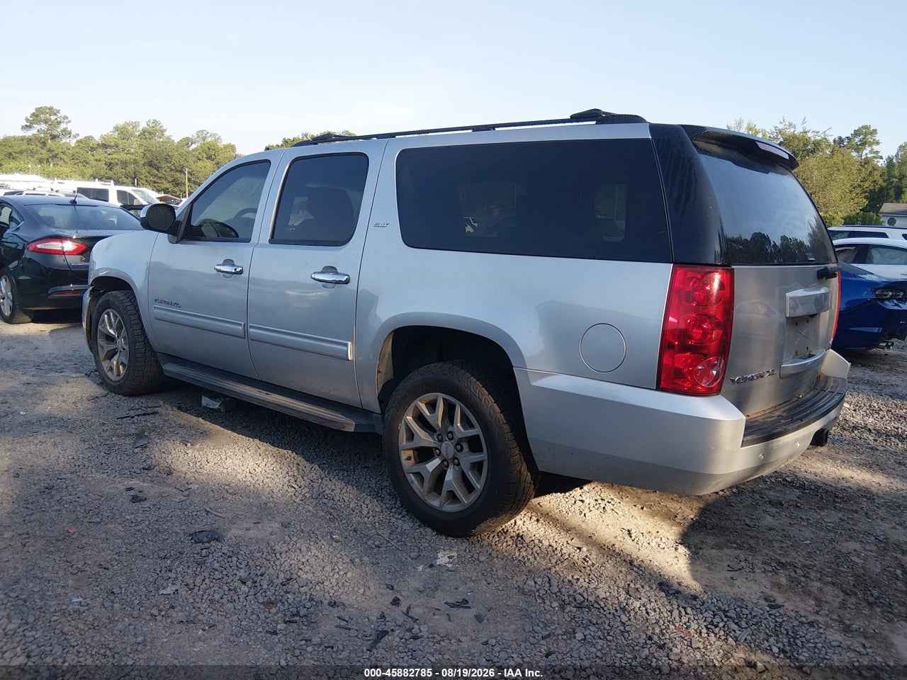 2013 GMC YUKON XL 1500 SLT · 3/11