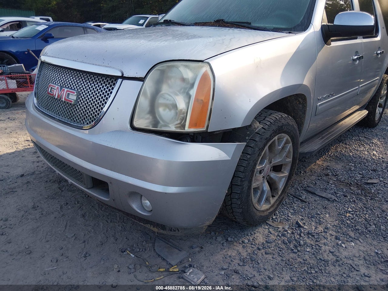 2013 GMC YUKON XL 1500 SLT · 6/11