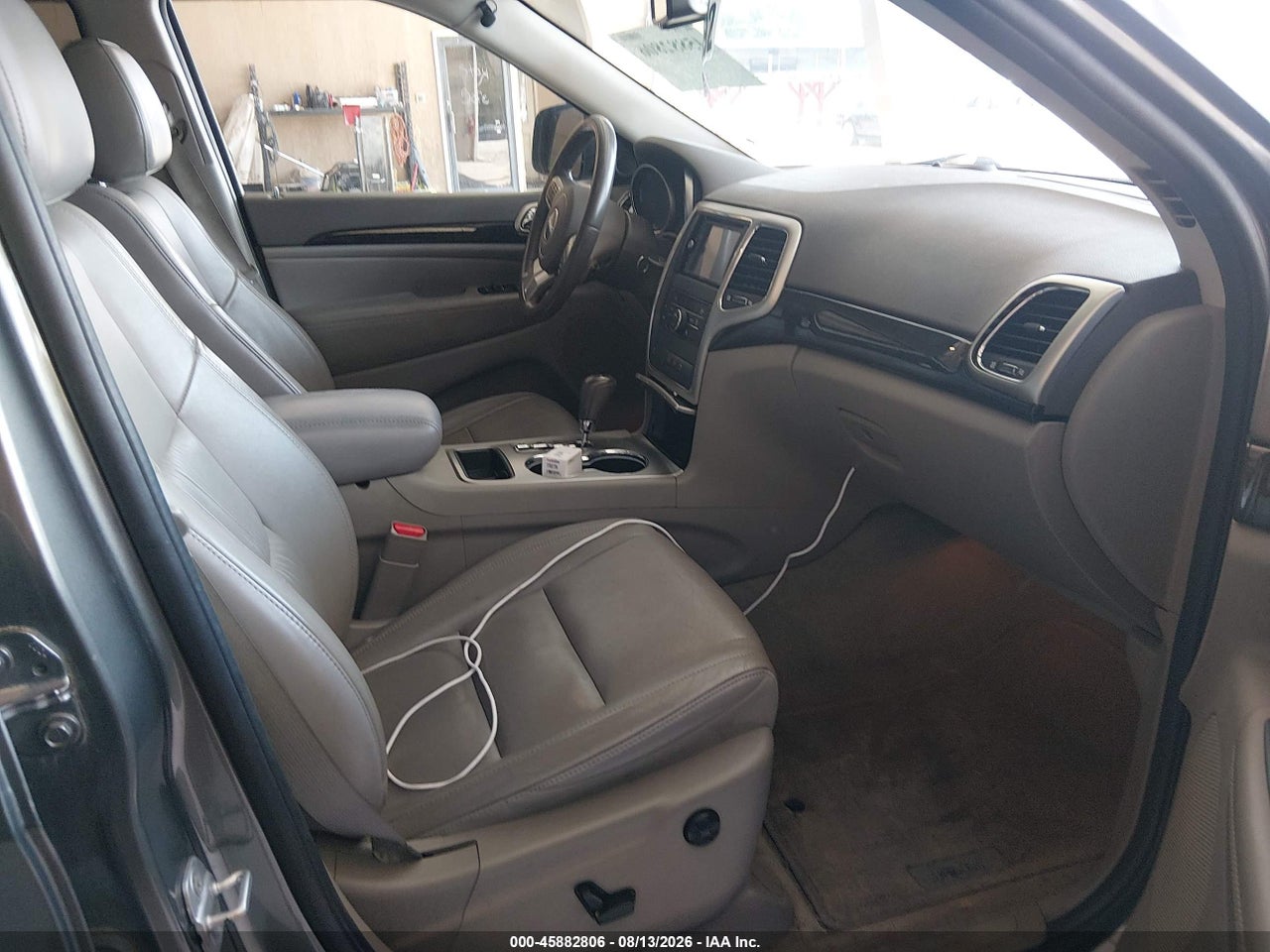 2011 JEEP GRAND CHEROKEE LAREDO · 5/11