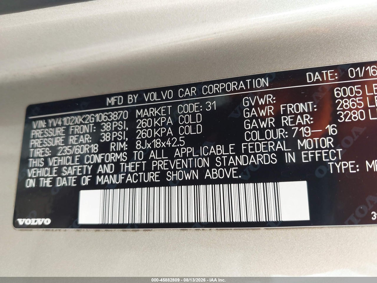 YV4102XK2G1****** · 2016 VOLVO XC90 T5 MOMENTUM · 9/11