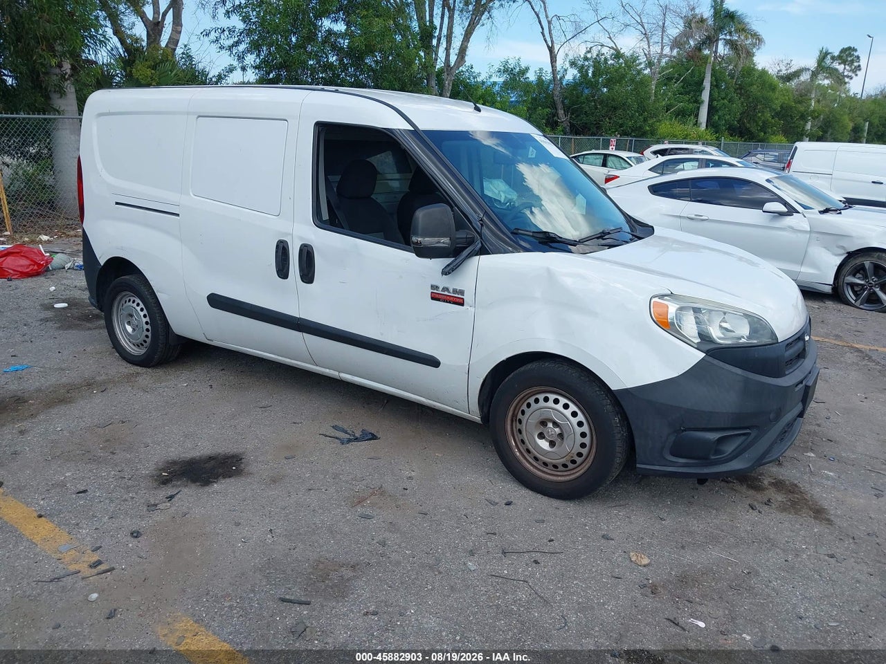 ZFBERFAB5J6****** · 2018 RAM PROMASTER CITY TRADESMAN