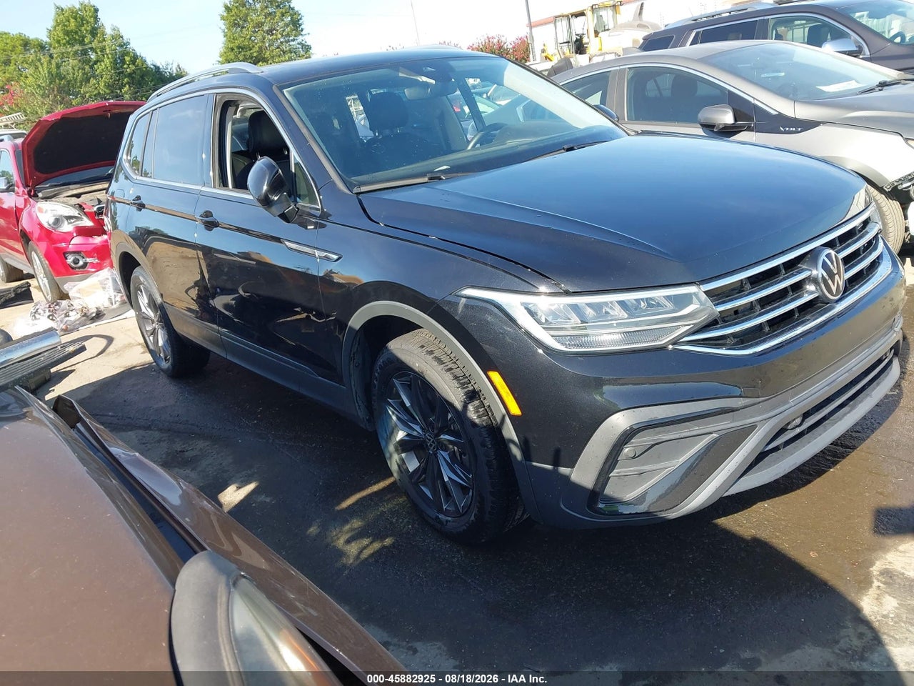 3VVNB7AXXPM****** · 2023 VOLKSWAGEN TIGUAN 2.0T SE