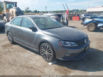 3VWD17AJ9GM****** · 2016 VOLKSWAGEN JETTA 1.8T SPORT