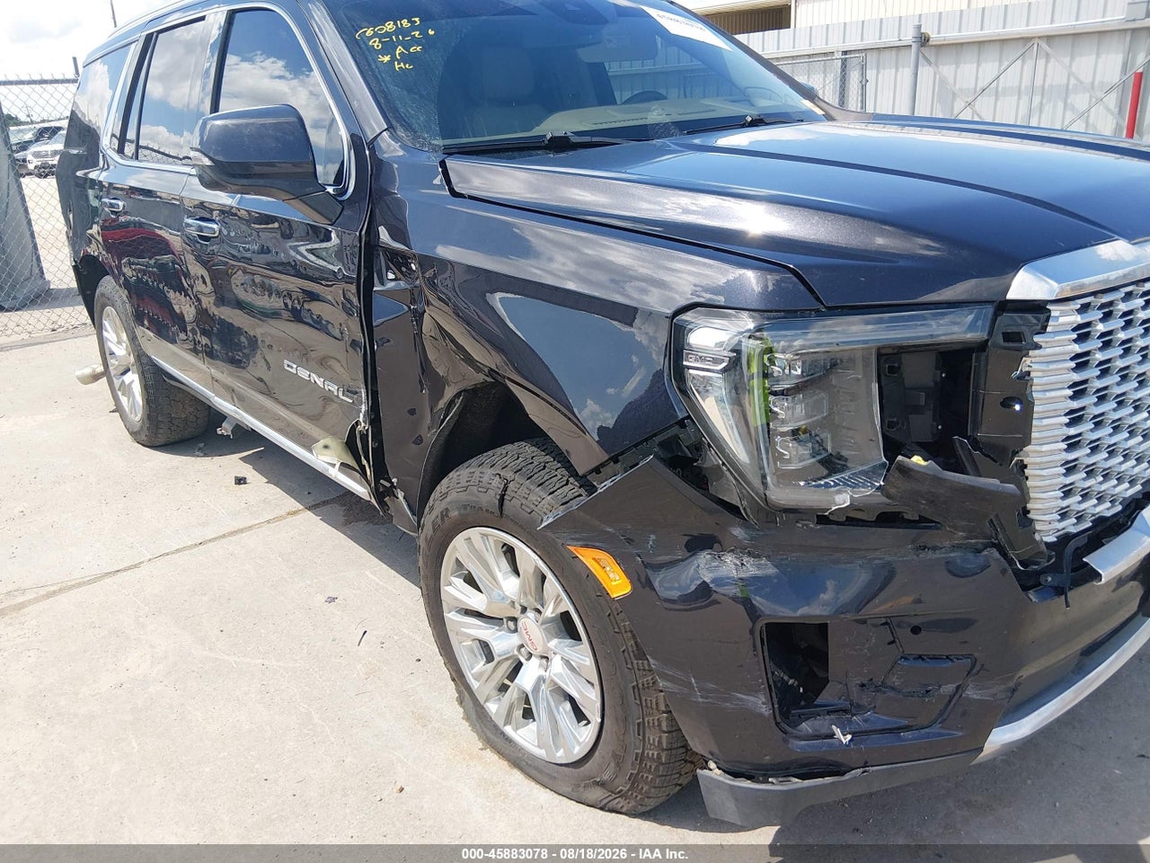 2023 GMC YUKON 4WD DENALI · 6/11