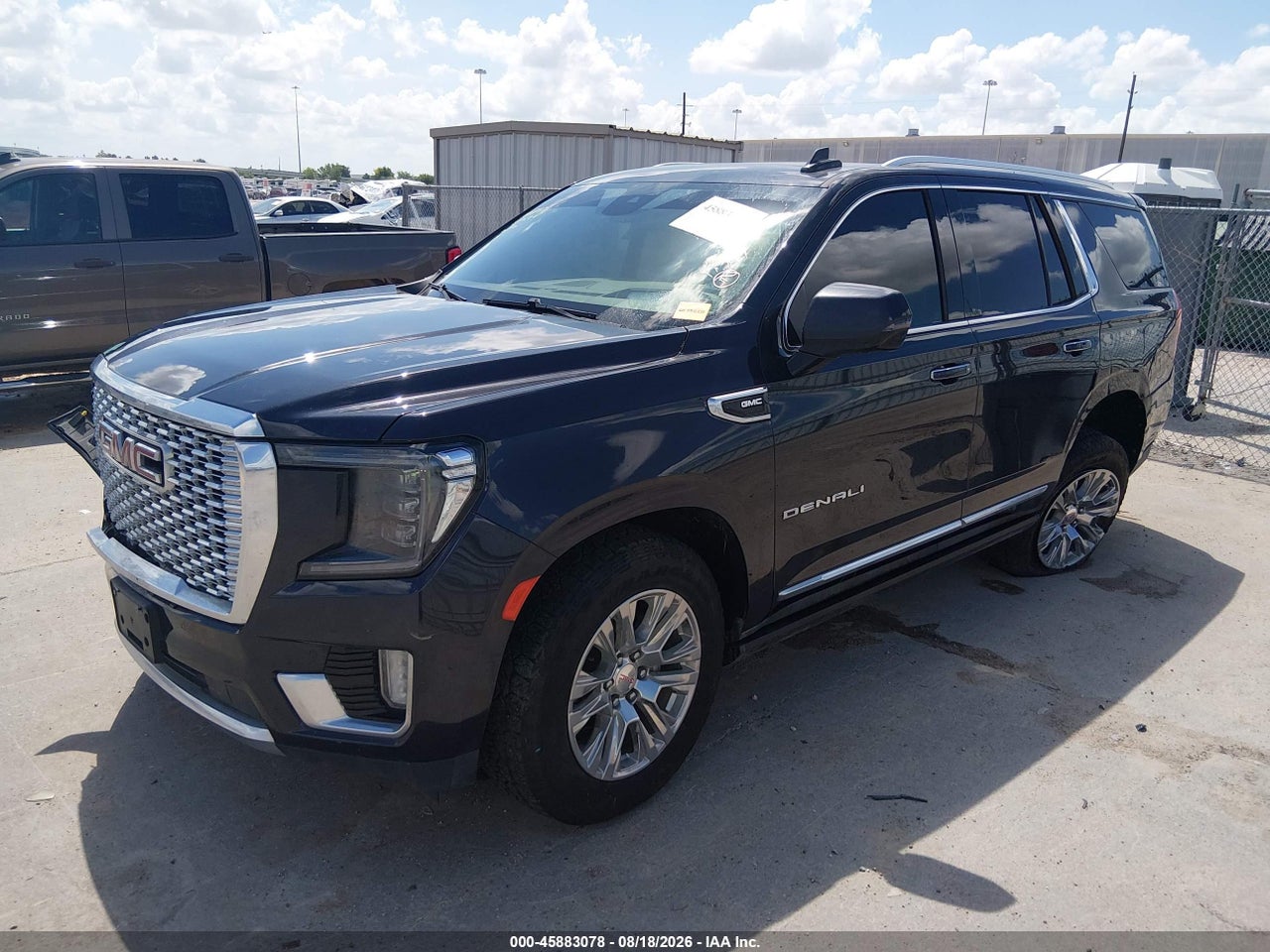 2023 GMC YUKON 4WD DENALI · 2/11