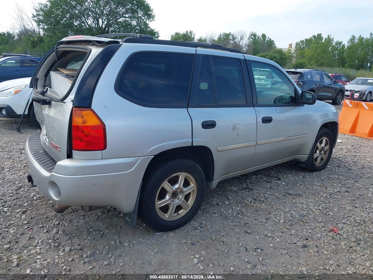2009 GMC ENVOY SLE · 4/11
