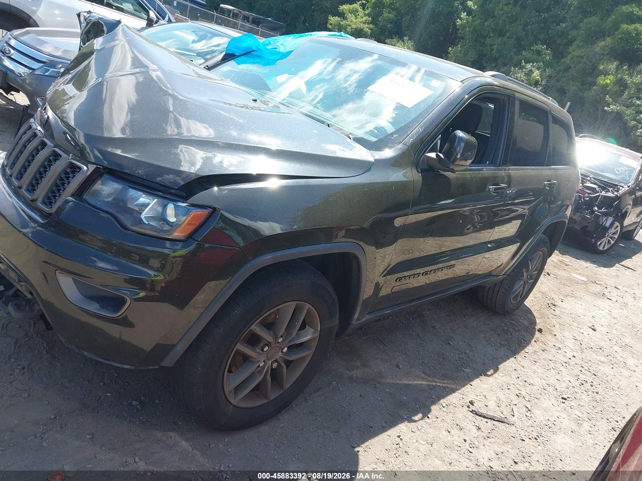 2016 JEEP GRAND CHEROKEE 75TH ANNIVERSARY · 2/4