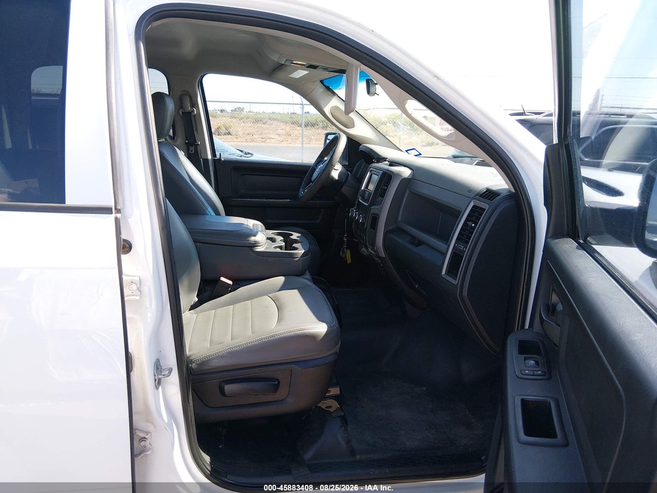 2017 RAM 1500 TRADESMAN  4X2 5'7 BOX · 5/11
