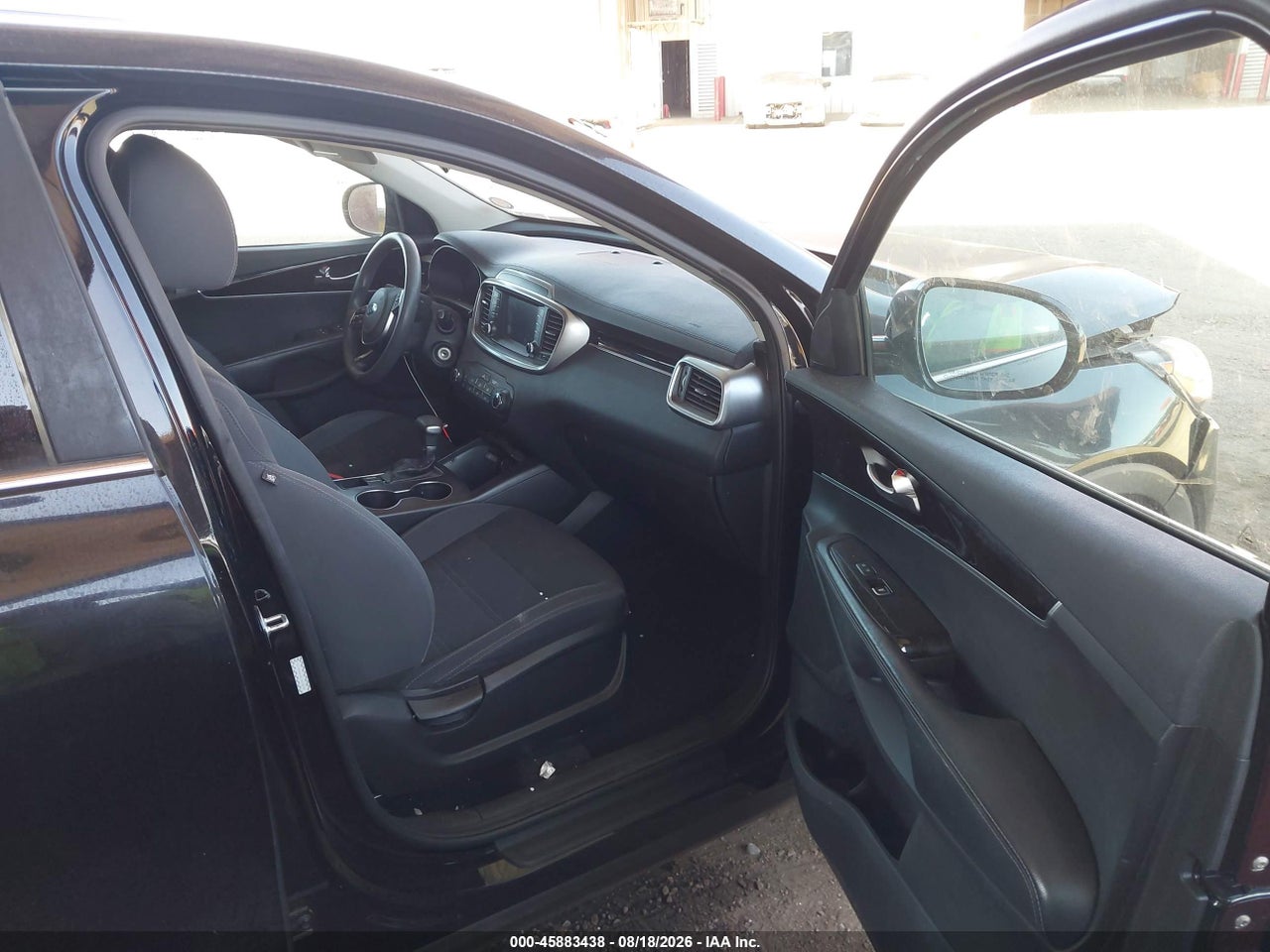 2020 KIA SORENTO 3.3L LX · 5/11