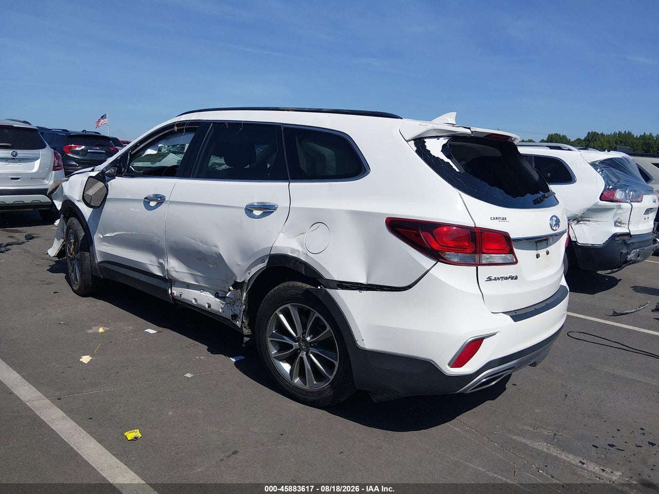 2017 HYUNDAI SANTA FE SE · 3/11