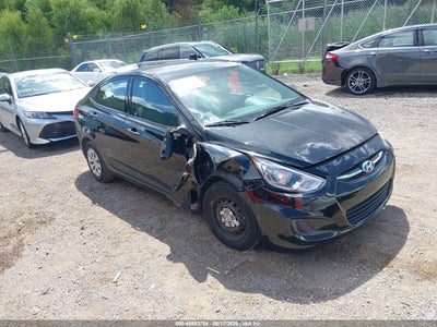KMHCT4AE2GU****** · 2016 HYUNDAI ACCENT SE