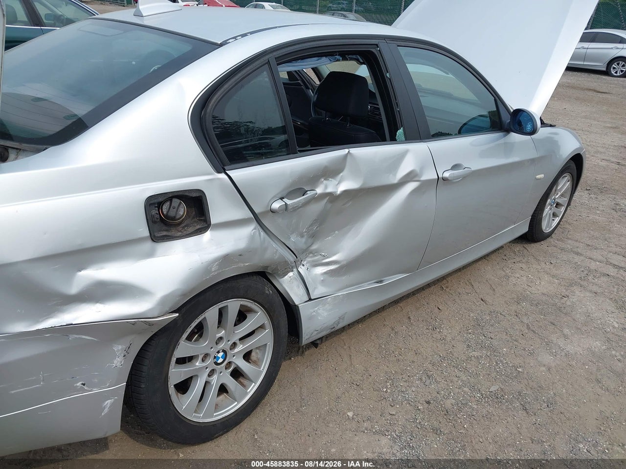 2006 BMW 325XI · 6/11