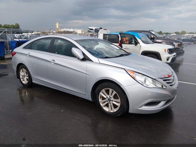 5NPEB4AC7DH****** · 2013 HYUNDAI SONATA GLS