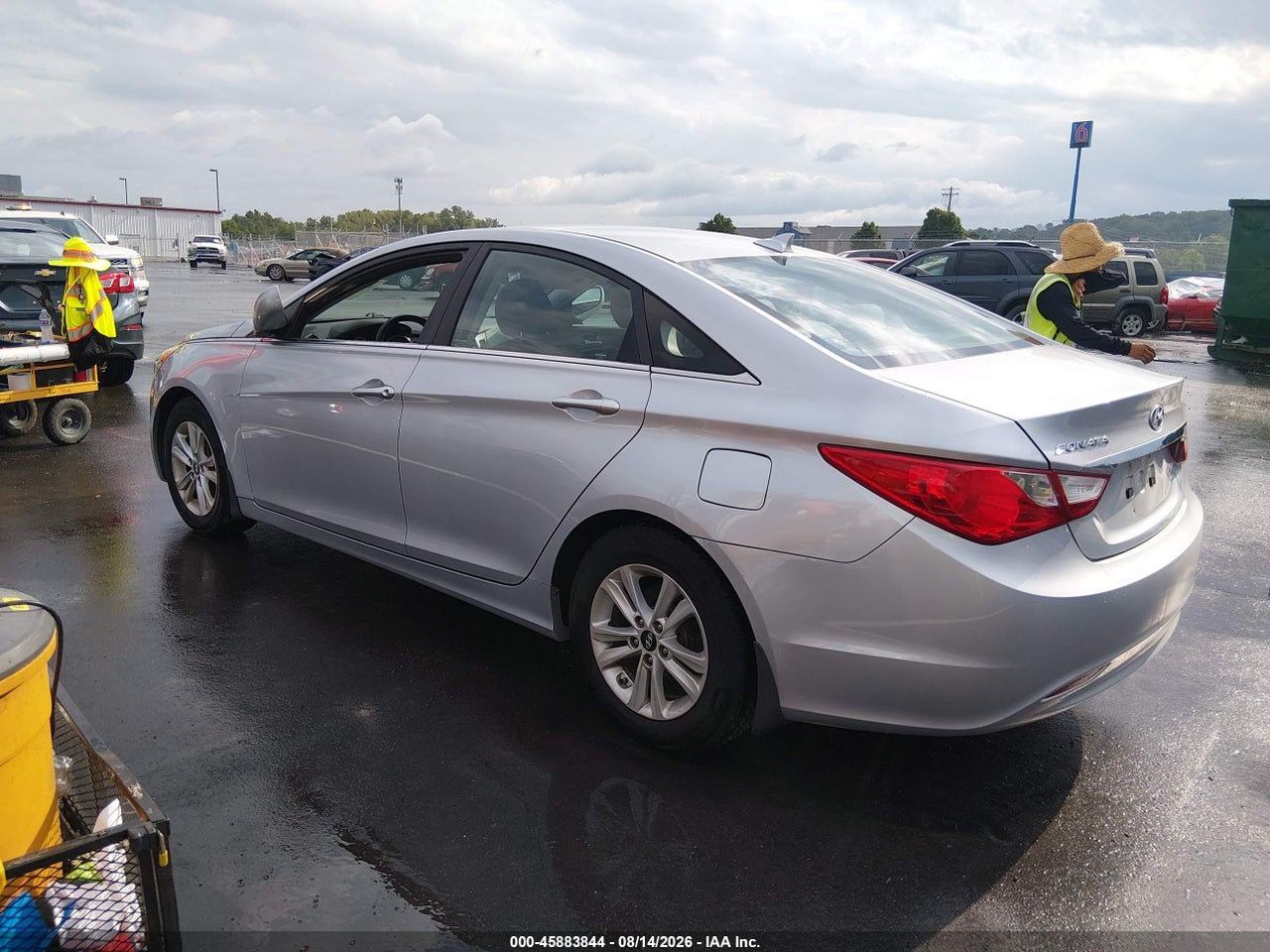 2013 HYUNDAI SONATA GLS · 3/11