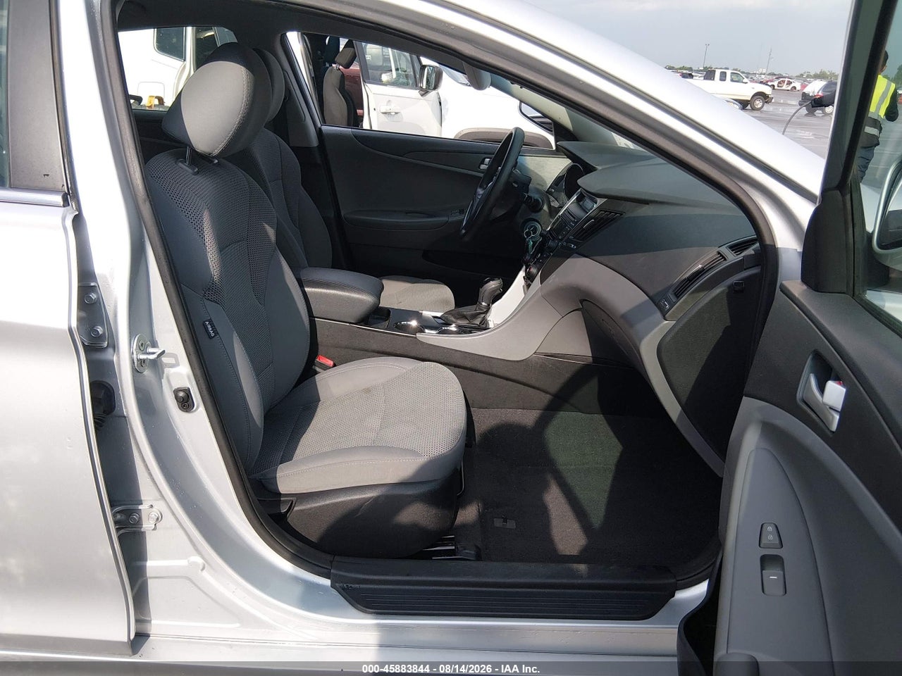 2013 HYUNDAI SONATA GLS · 5/11