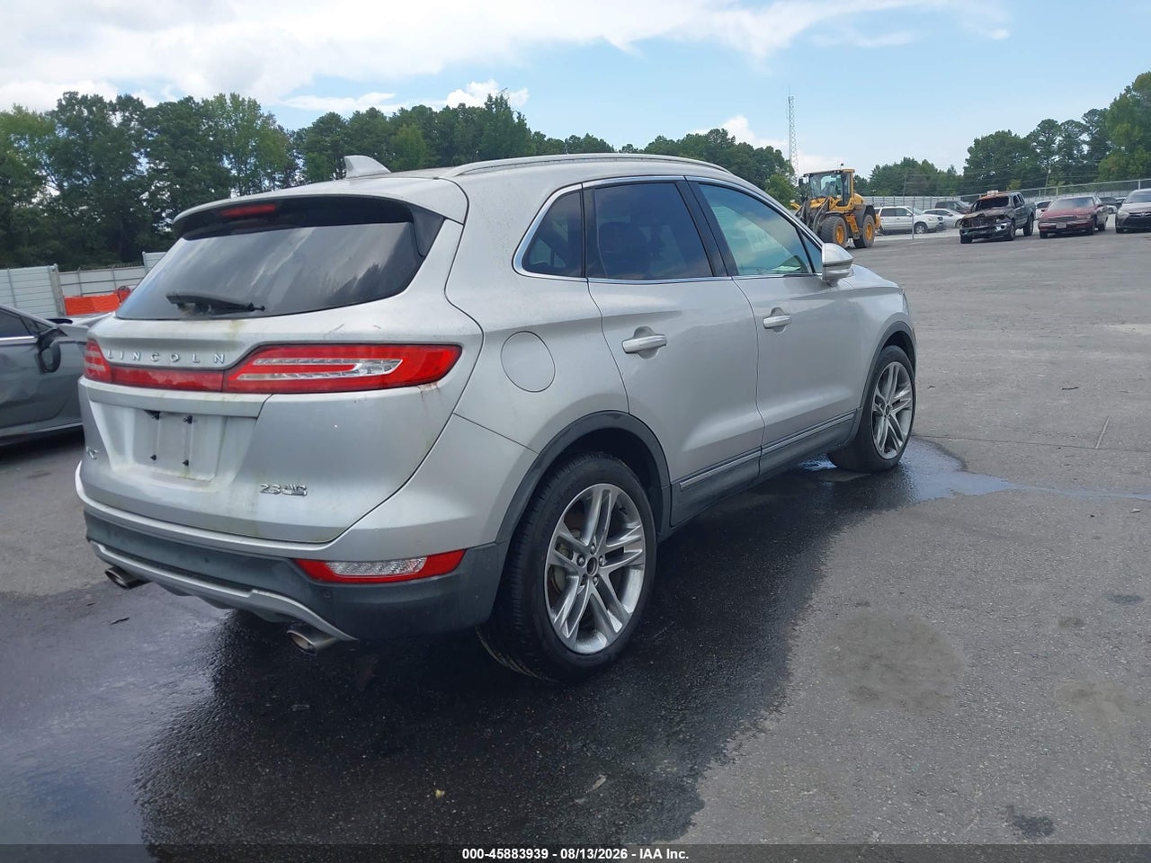 2015 LINCOLN MKC · 4/10